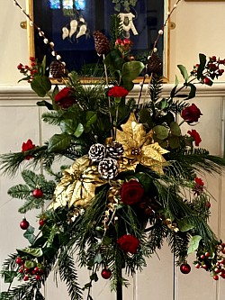 Church Flowers at Christmas 2024